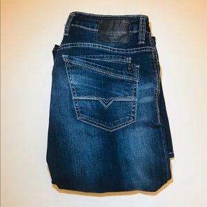 EXCLUSIVE BUCKLE JEANS!!!!